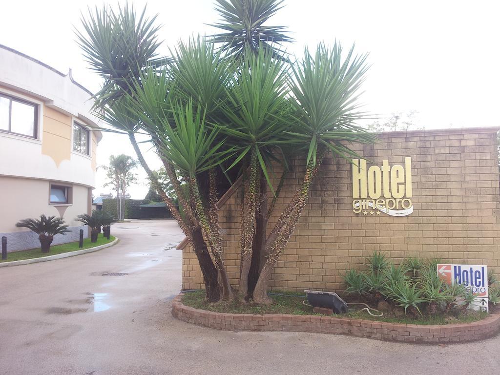 Hotel Ginepro 夸利亚诺 客房 照片